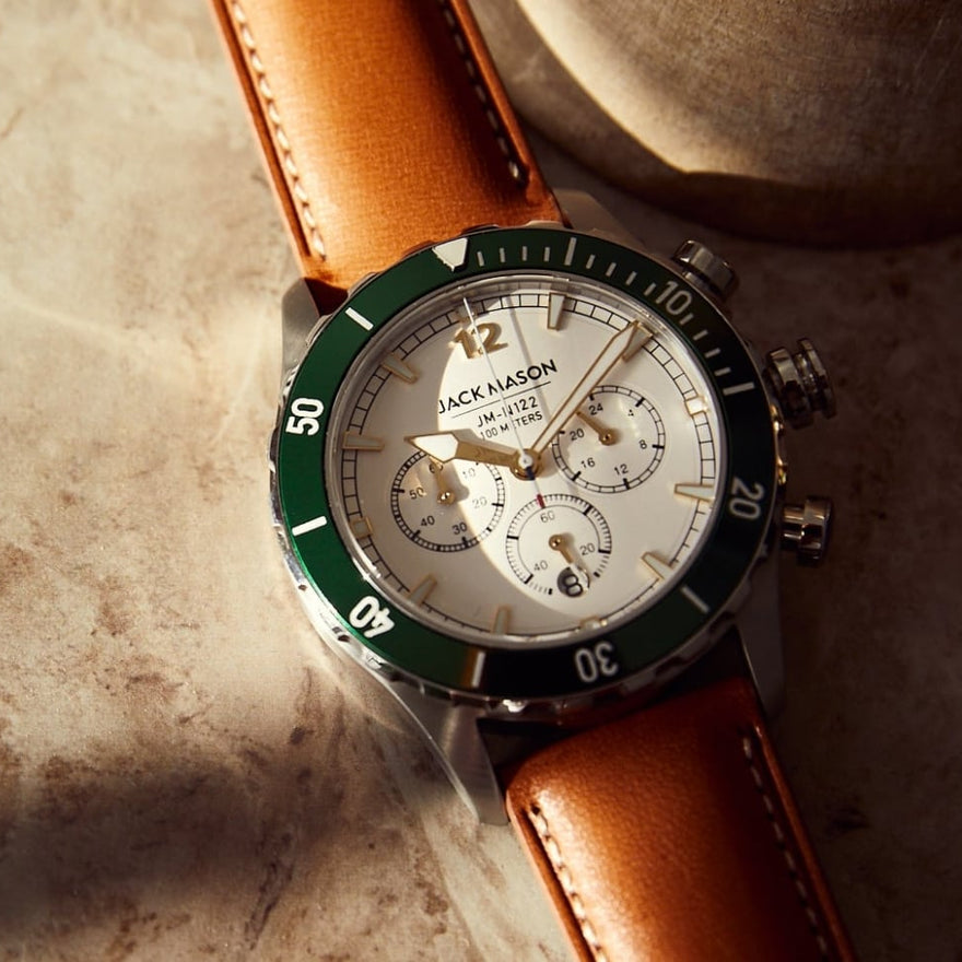 The Fundamental Differences Between Quartz And Automatic Watches